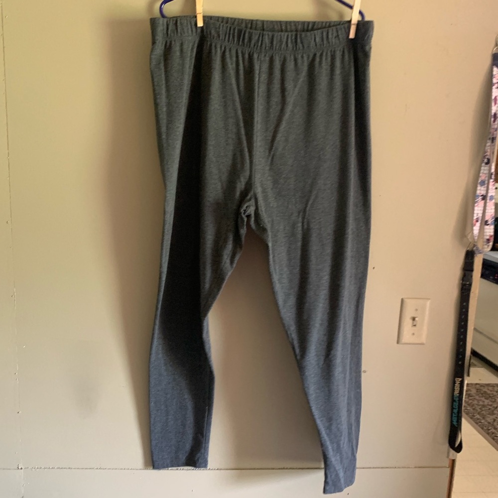☀️ Women’s Plus Size 3X Dark Gray Leggings